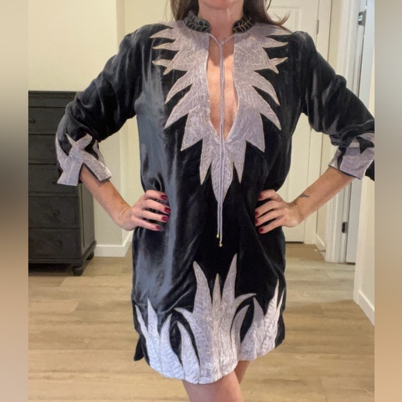 Chasing Unicorns silk and velvet tunic mini dress - Picture 3 of 11